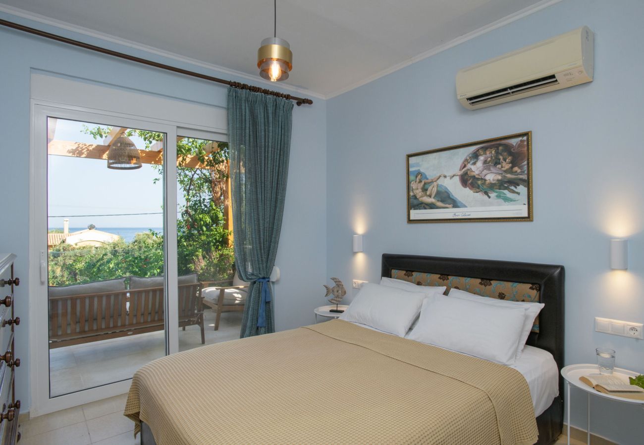 Villa in Barbati - Beach Villa Blue - Corfu