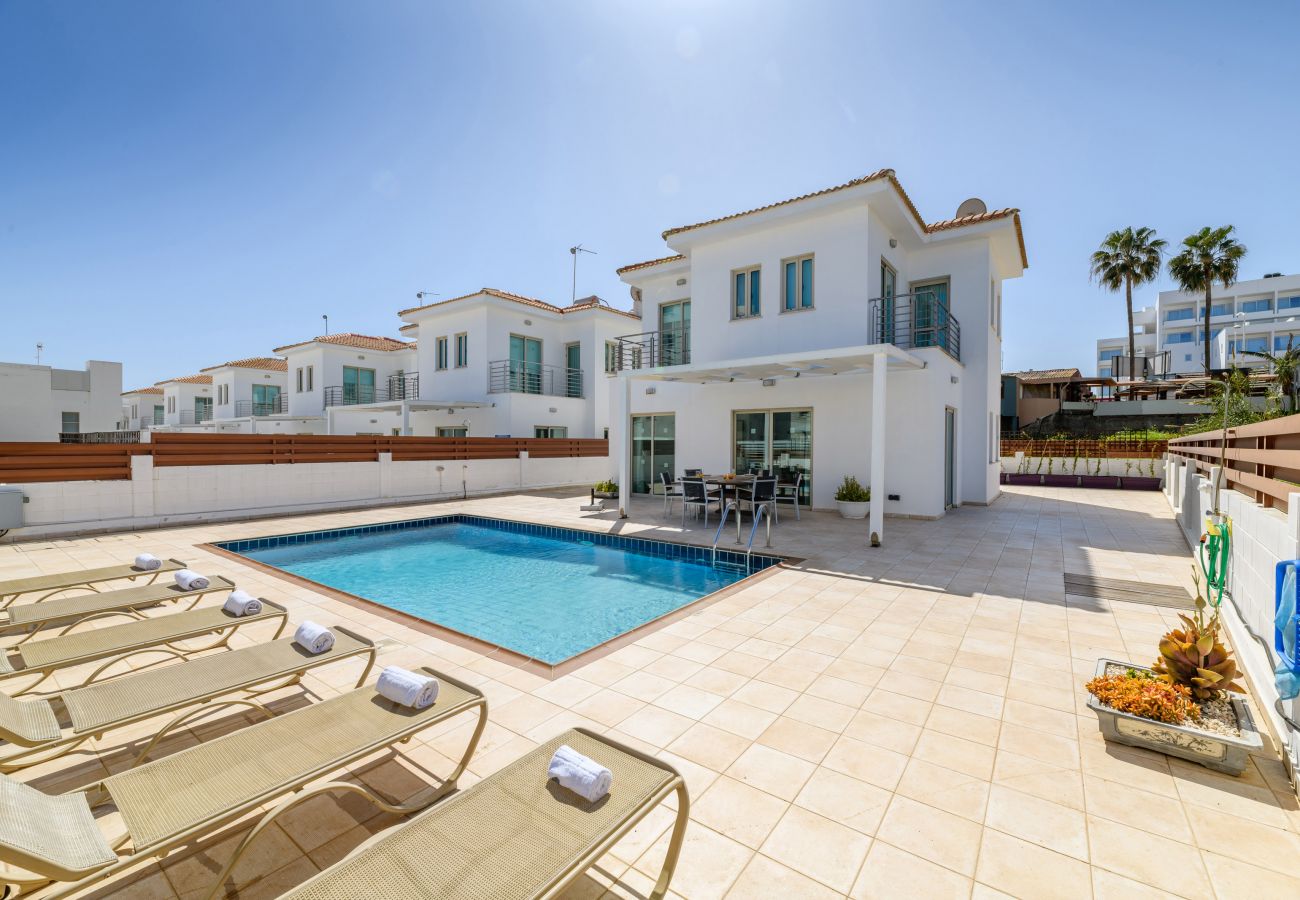 Вилла на Protaras - Sunrise Bay Villa #1