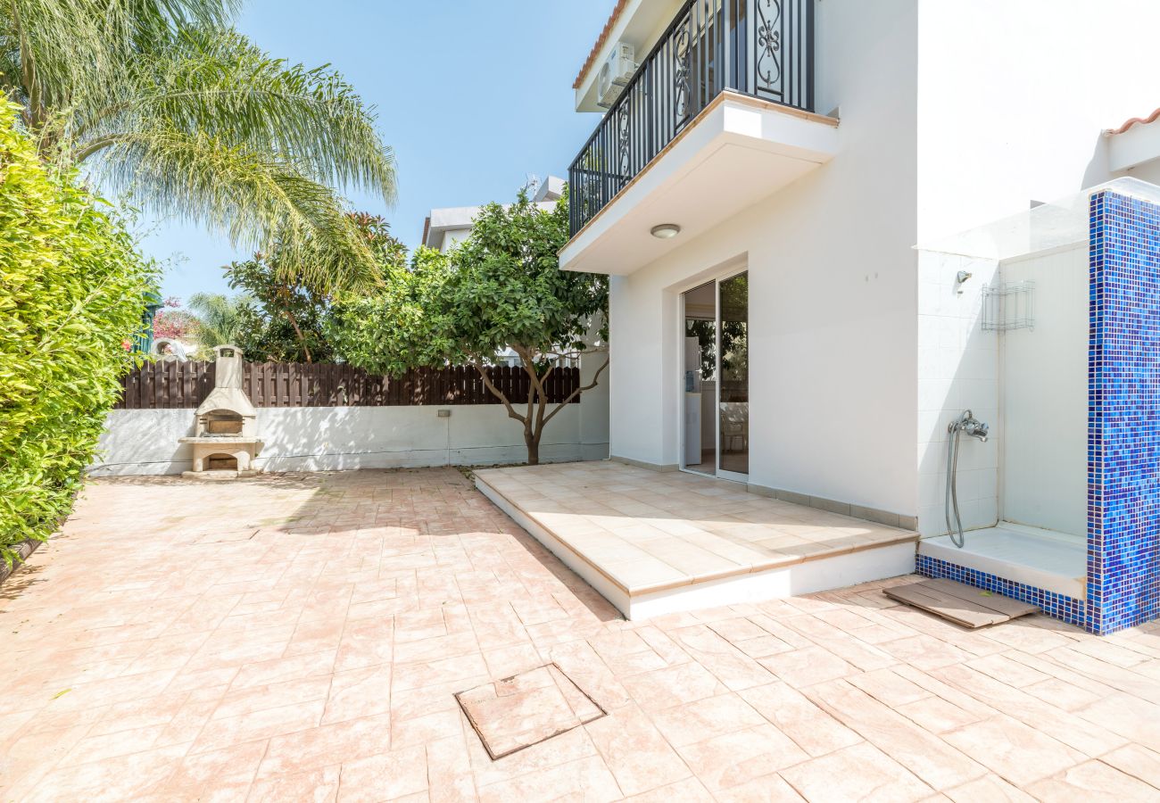 Вилла на Ayia Napa - Thekla Oasis Villa