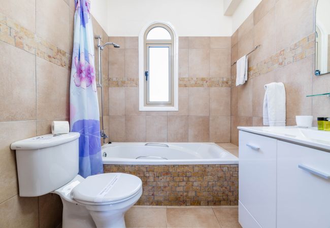 Вилла на Protaras - Villa Lindo Вилла на Protaras - Villa Lindo