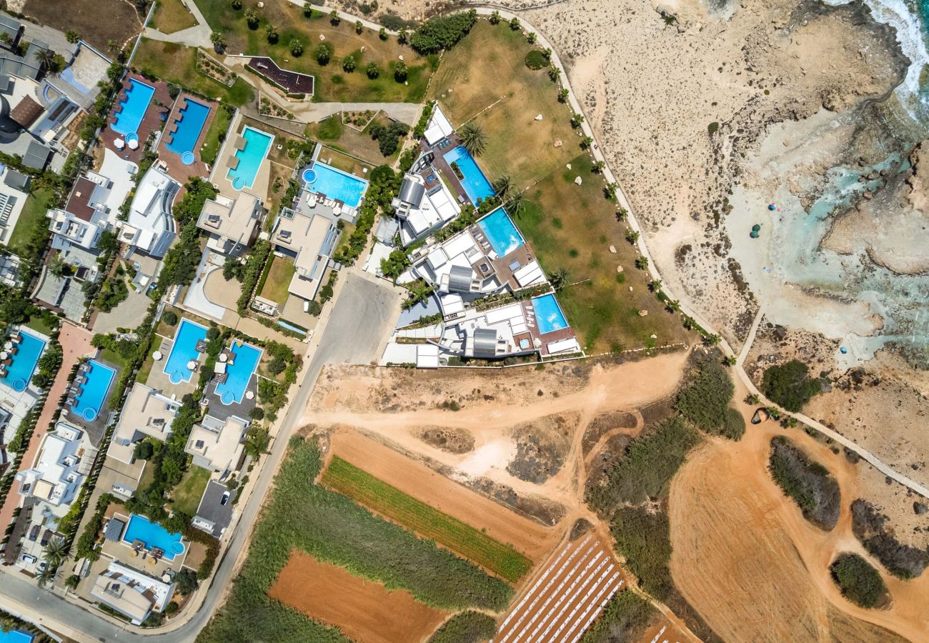 Вилла на Ayia Napa - Vivo Mare Panorama Beachfront Villa