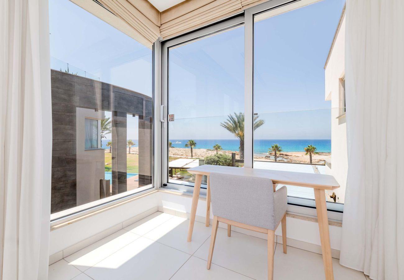 Вилла на Ayia Napa - Vivo Mare Panorama Beachfront Villa