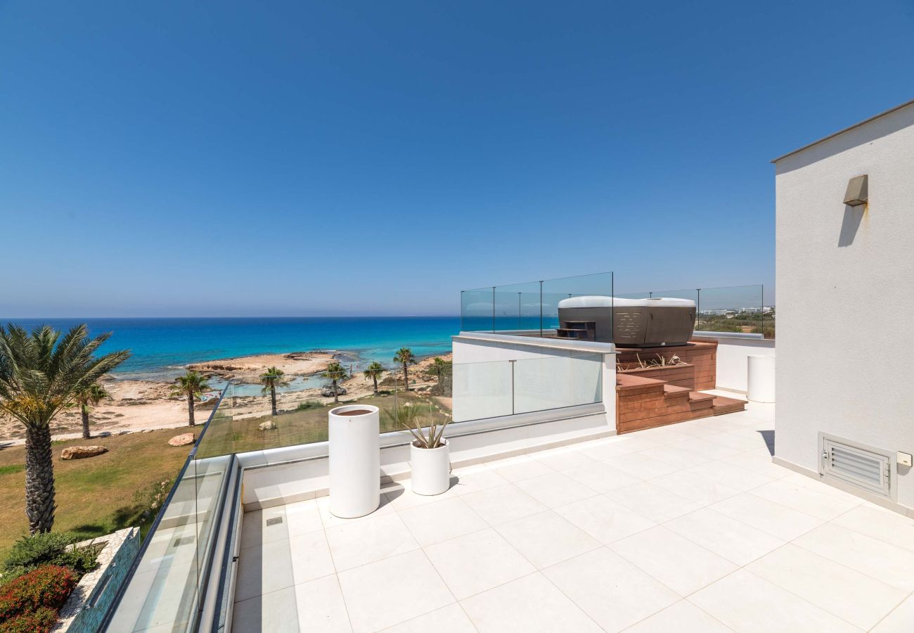 Вилла на Ayia Napa - Vivo Mare Panorama Beachfront Villa