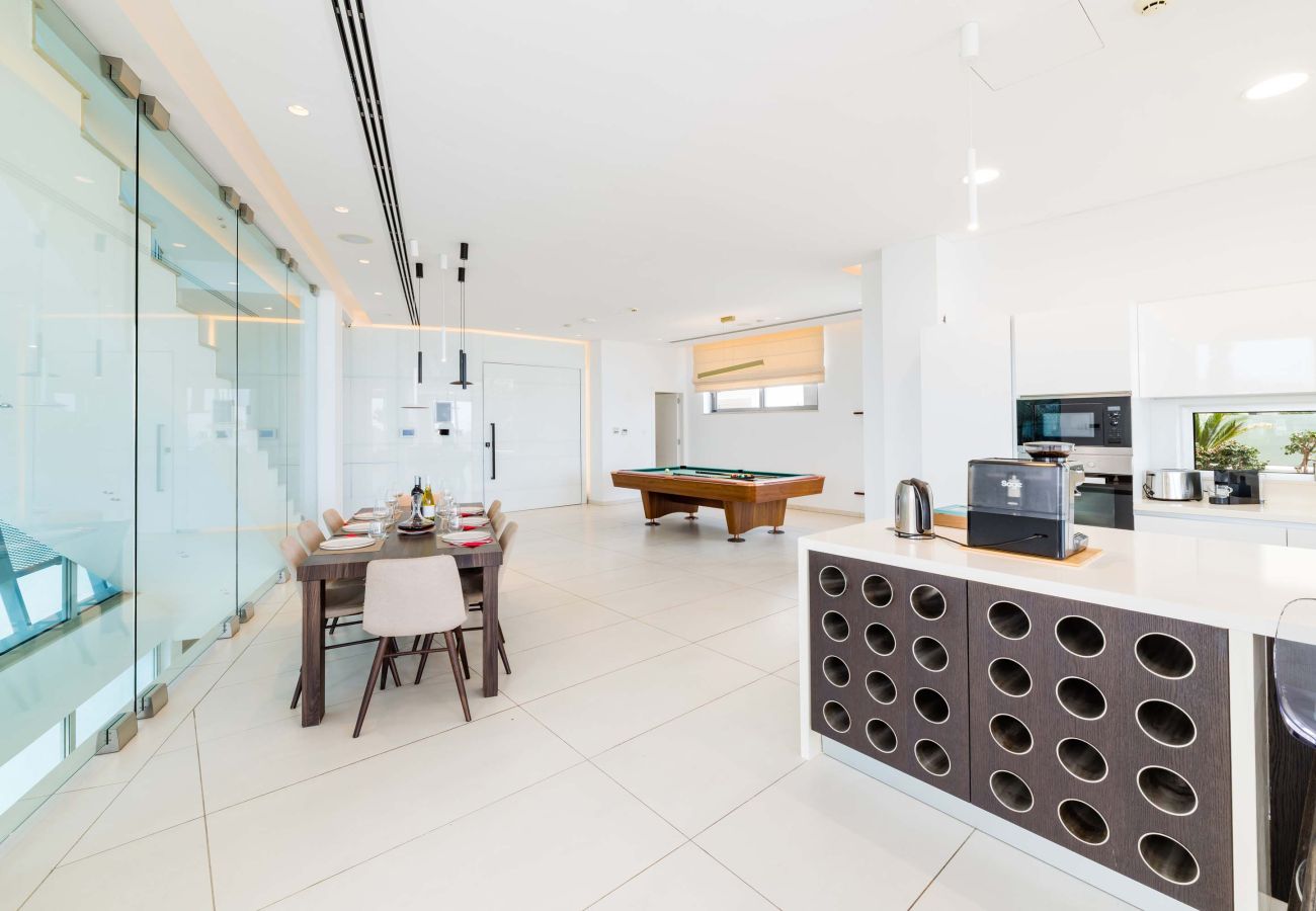 Вилла на Ayia Napa - Vivo Mare Panorama Beachfront Villa