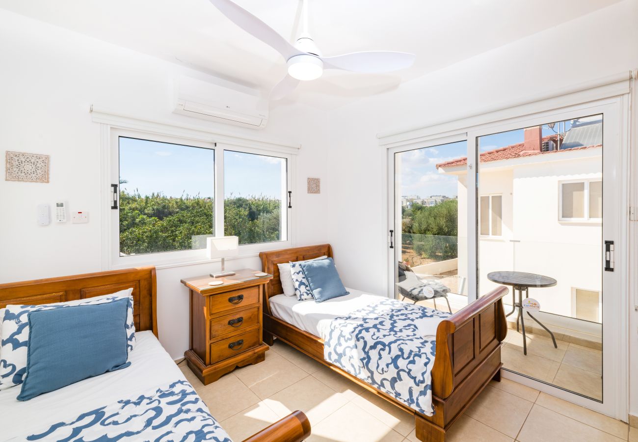 Вилла на Protaras - Ayia Triada Beach Gardens