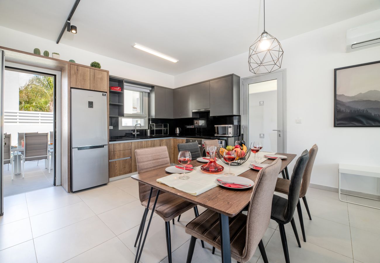 Вилла на Ayia Napa - Villa Amelia
