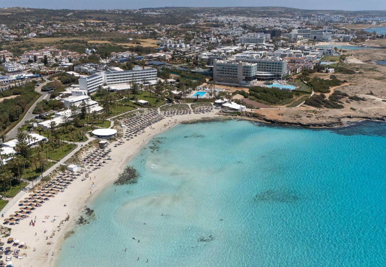 Вилла на Ayia Napa - Villa Amelia