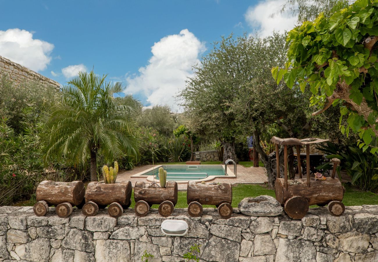Вилла на Vrises - Villa Nipos - Crete