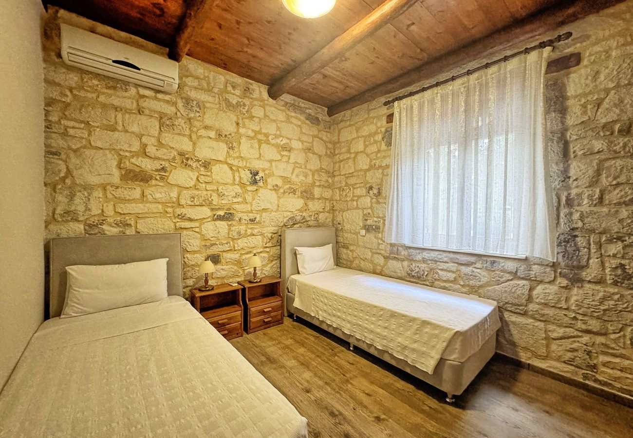 Вилла на Vrises - Villa Nipos - Crete