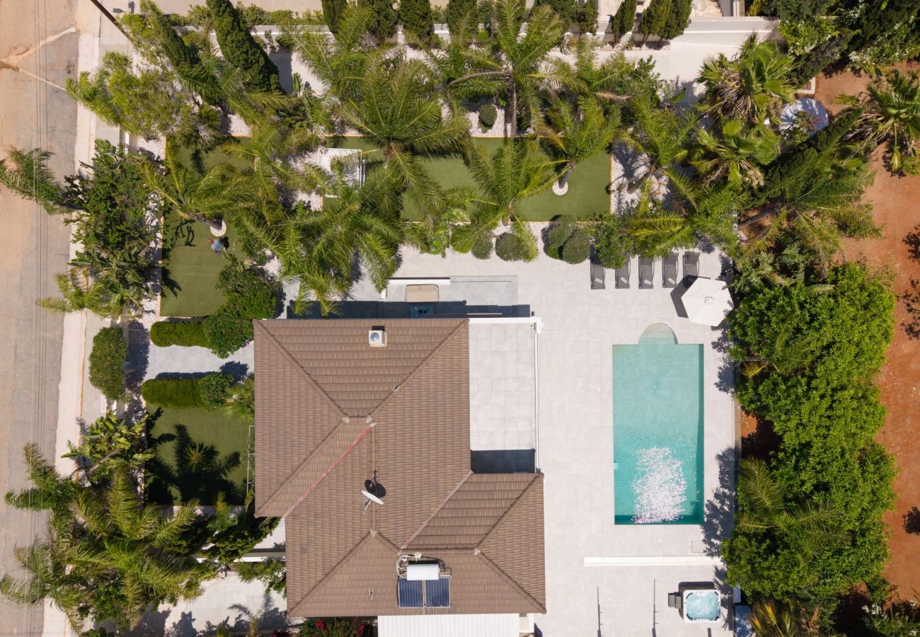Вилла на Ayia Napa - Villa Konnosa