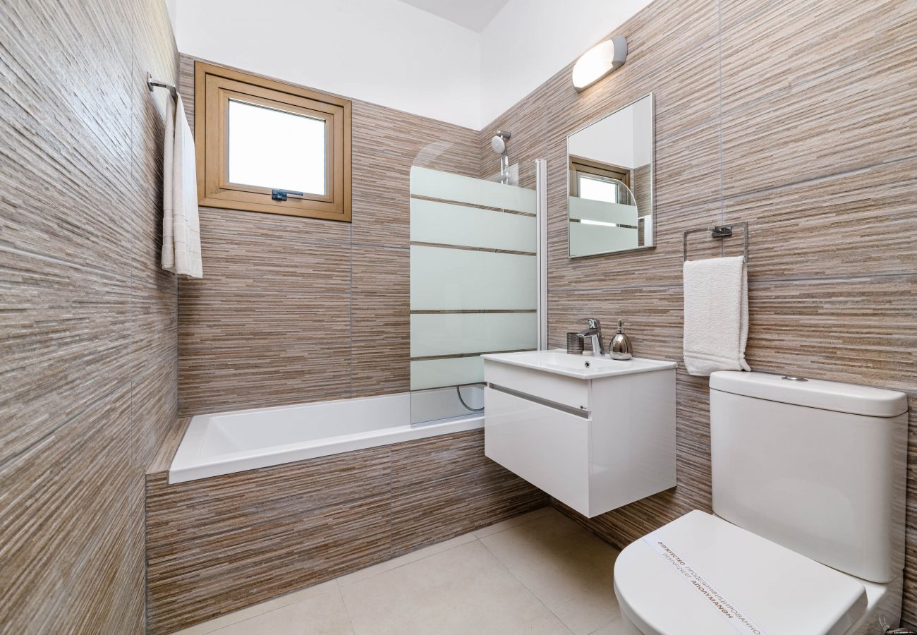 Бунгало на Ayia Napa - 3 bedroom bungalow with pool in Agia Thekla