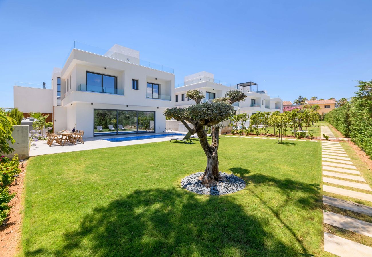 Вилла на Protaras - 3 bedroom Villa with pool in Ayia Triada