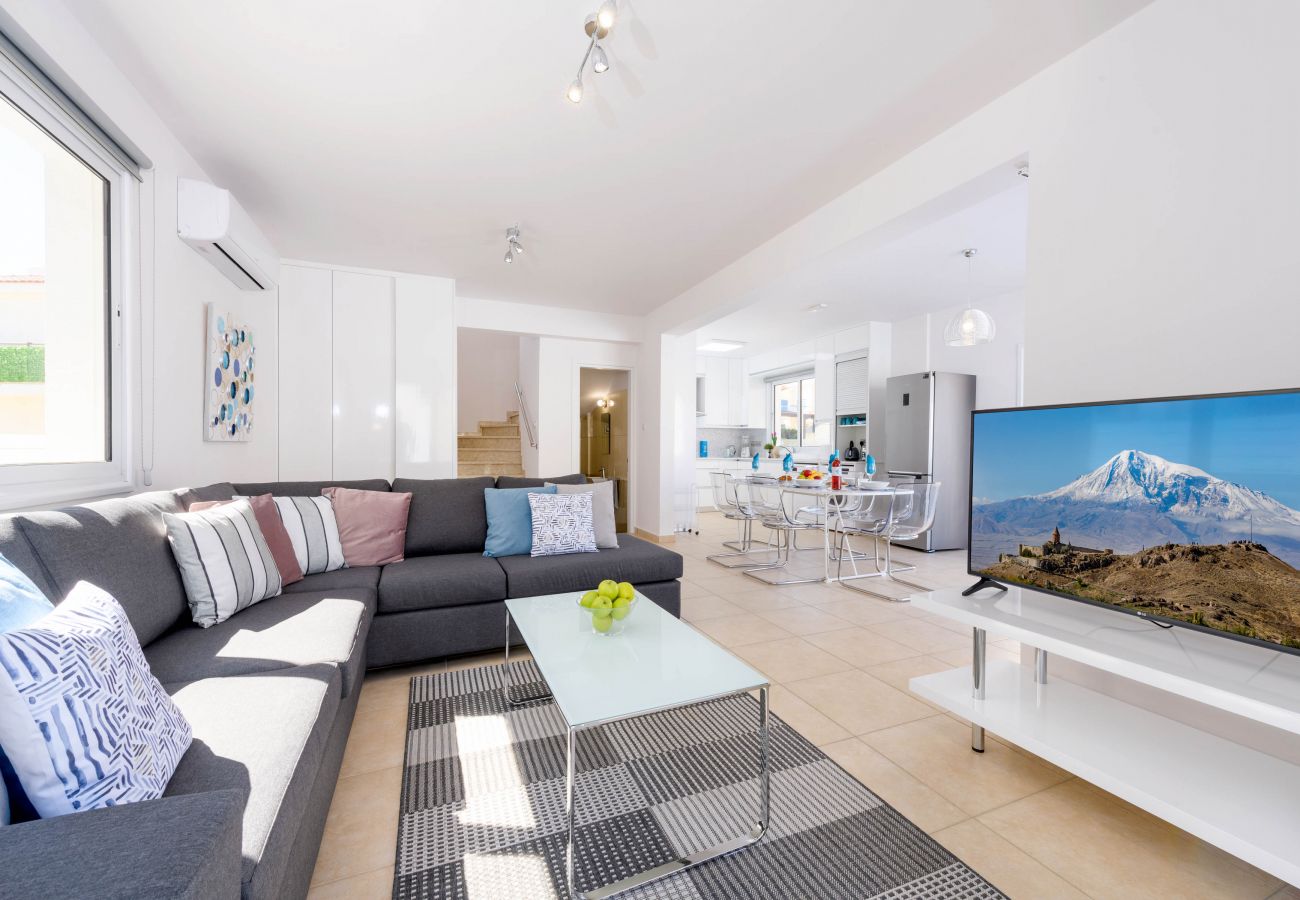 Вилла на Protaras - 3 bedroom Villa with pool in Pernera
